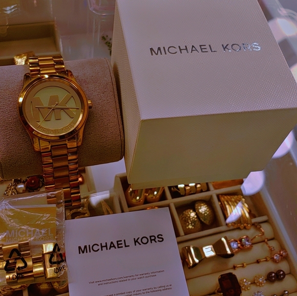 Mk Kors Watch - Picture 1 of 2
